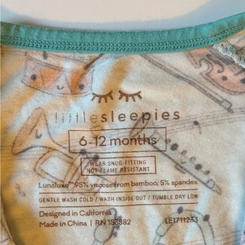 Little Sleepies Keys and Chords Print 2-way Zippered One Piece 6-12M EUC - Picture 5 of 5